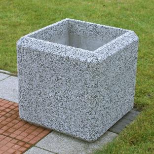 Donica betonowa ADA wykonana w technologii betonu płukanego, dostępna w bogatej ofercie kolorystycznej.
